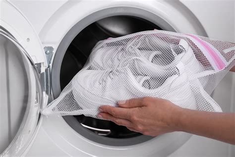 sneakers wassen in de wasmachine